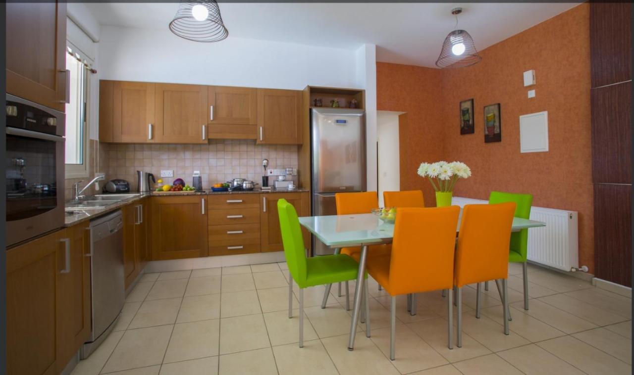 Soothing Sunset Villa With Private Pool, 200M From The Beach Perivólia Extérieur photo